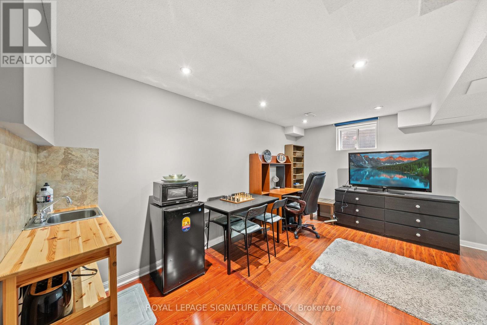 26 - Main + Bsmt - 71 Puccini Drive, Richmond Hill, Ontario  L4E 4X8 - Photo 20 - N13050386