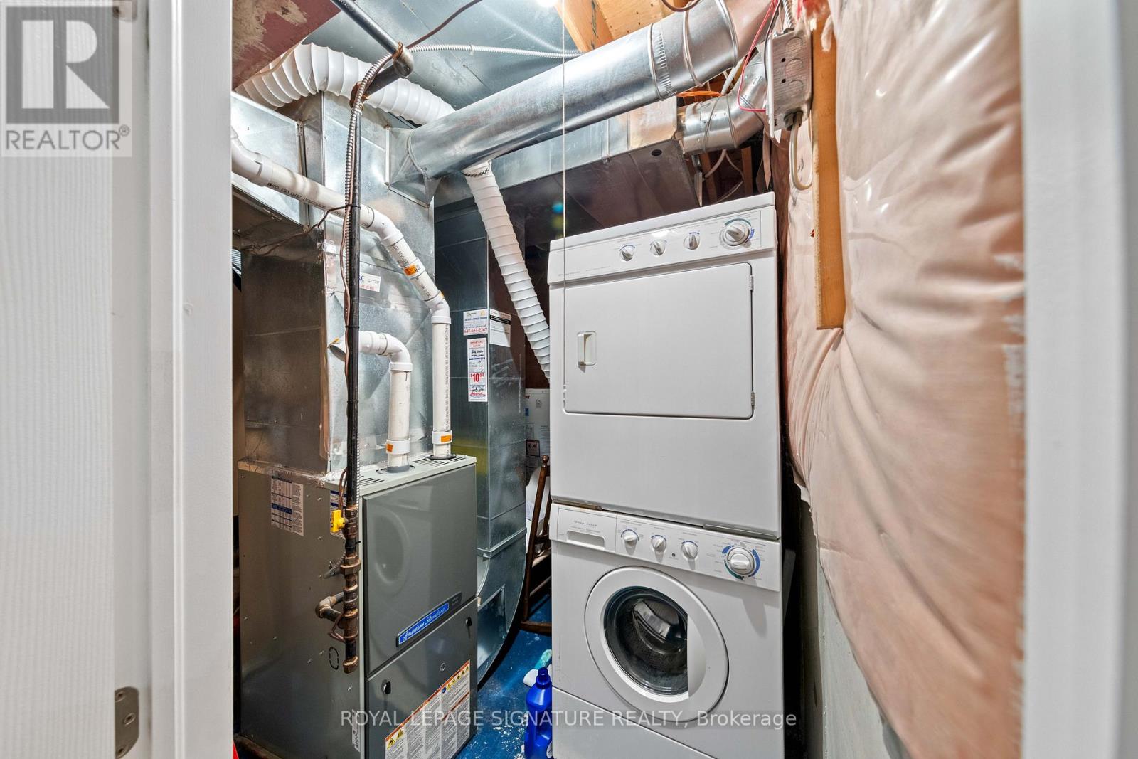 26 - Main + Bsmt - 71 Puccini Drive, Richmond Hill, Ontario  L4E 4X8 - Photo 24 - N13050386