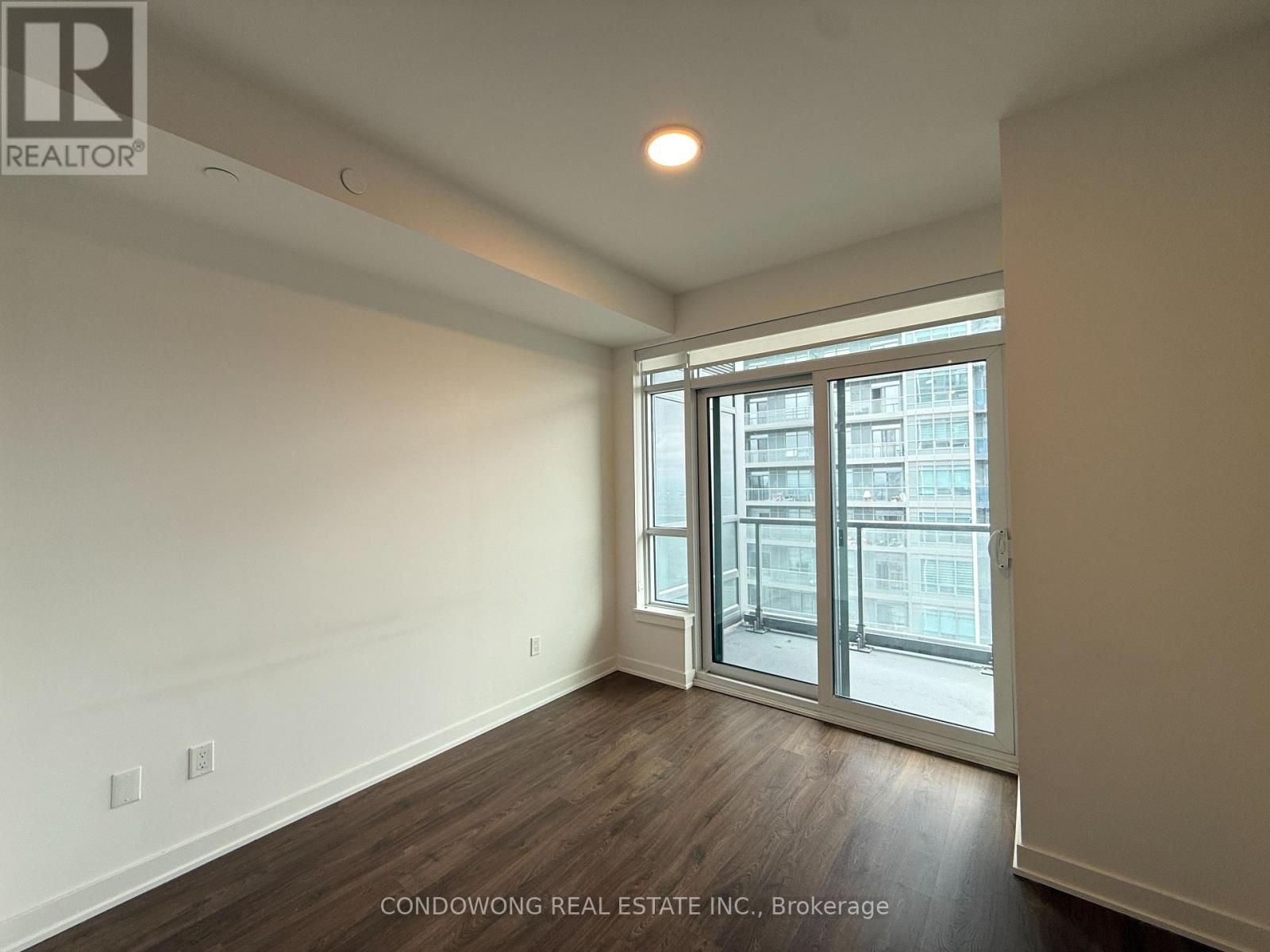 2703 - 50 Upper Mall Way, Vaughan (Brownridge), Ontario  L4J 0L8 - Photo 2 - N13050404