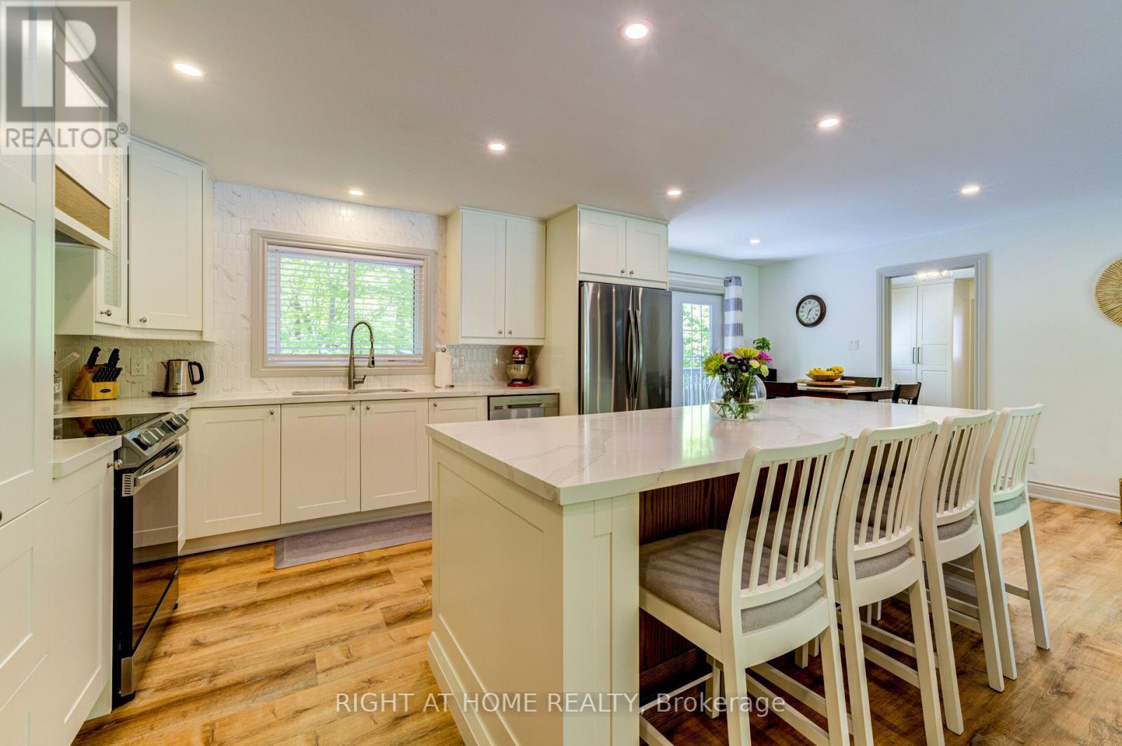 214 Desroches Trail, Tiny, Ontario  L9M 0H9 - Photo 2 - S13050354