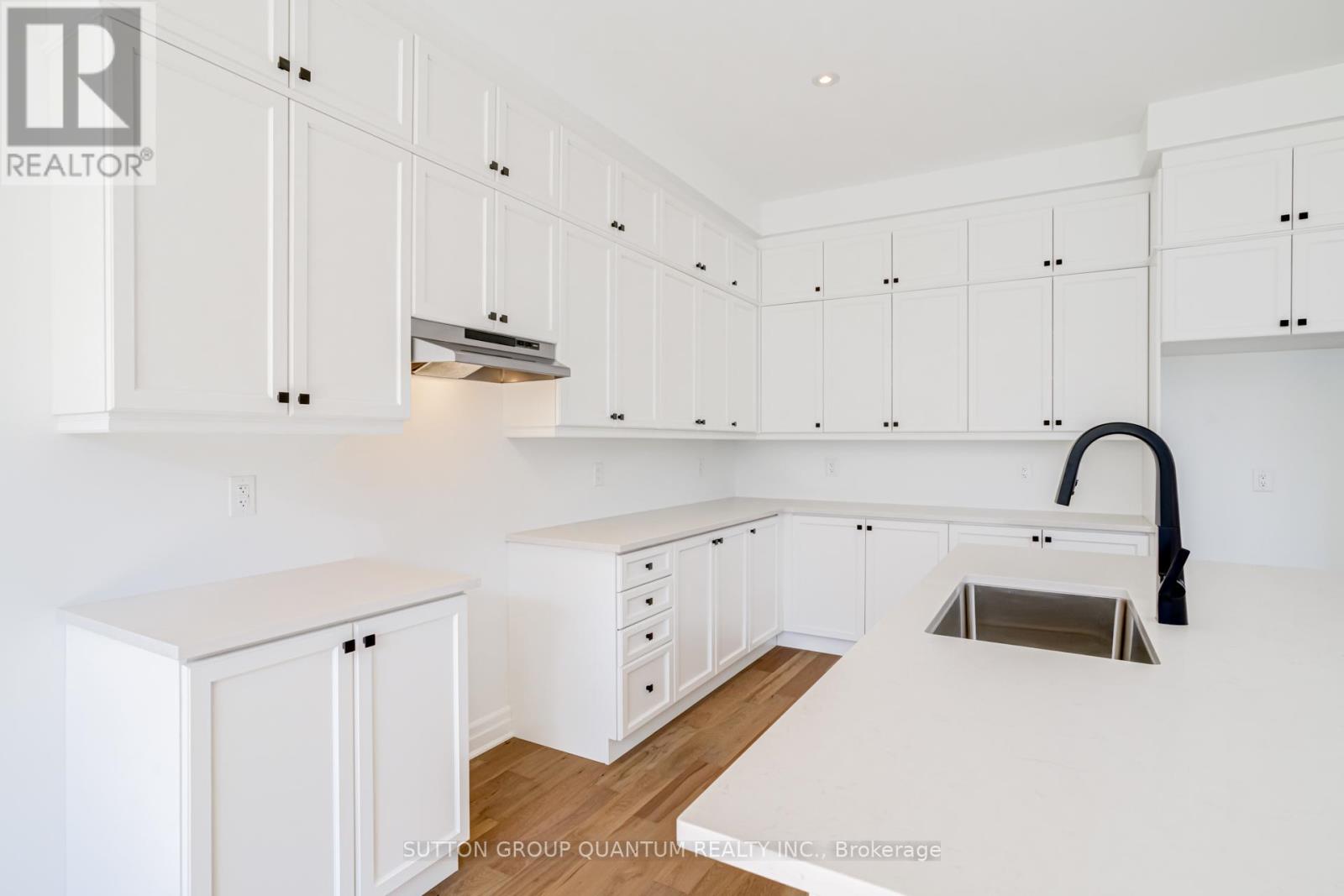 1264 Black Bear Trail, Oakville, Ontario  L6H 8B2 - Photo 18 - W13050324