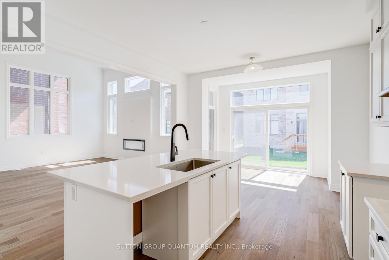 1264 Black Bear Trail, Oakville, Ontario  L6H 8B2 - Photo 19 - W13050324