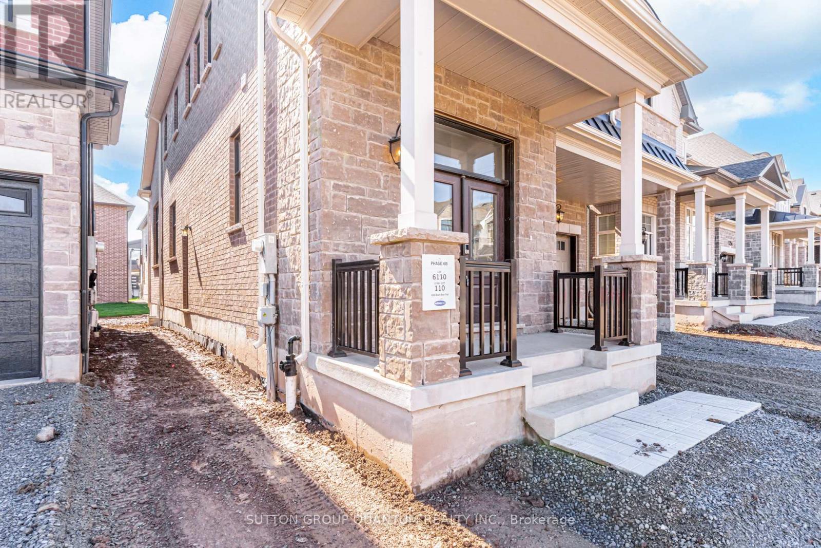 1264 Black Bear Trail, Oakville, Ontario  L6H 8B2 - Photo 5 - W13050324