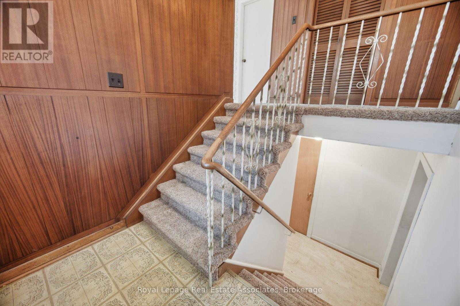 38 Renault Crescent, Toronto, Ontario  M9P 1J3 - Photo 32 - W13050352