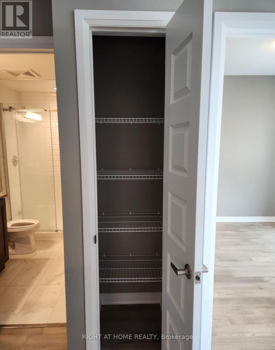 311 - 95 Dundas Street W, Oakville, Ontario  L6M 5N4 - Photo 6 - W13050360