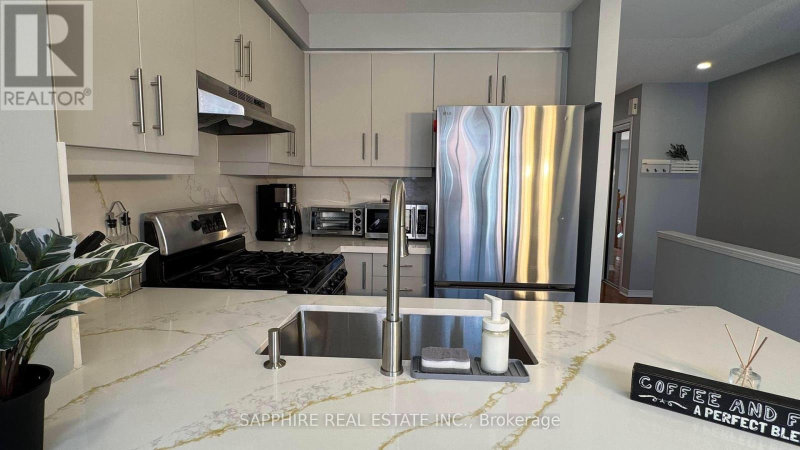 3255 Redpath Circle, Mississauga, Ontario  L5N 8R3 - Photo 9 - W13050402