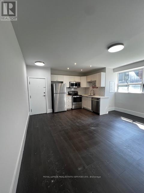 B - 2622 Keele Street W, Toronto, Ontario  M6L 2P1 - Photo 4 - W13050408