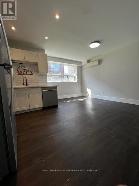 B - 2622 Keele Street W, Toronto, Ontario  M6L 2P1 - Photo 5 - W13050408