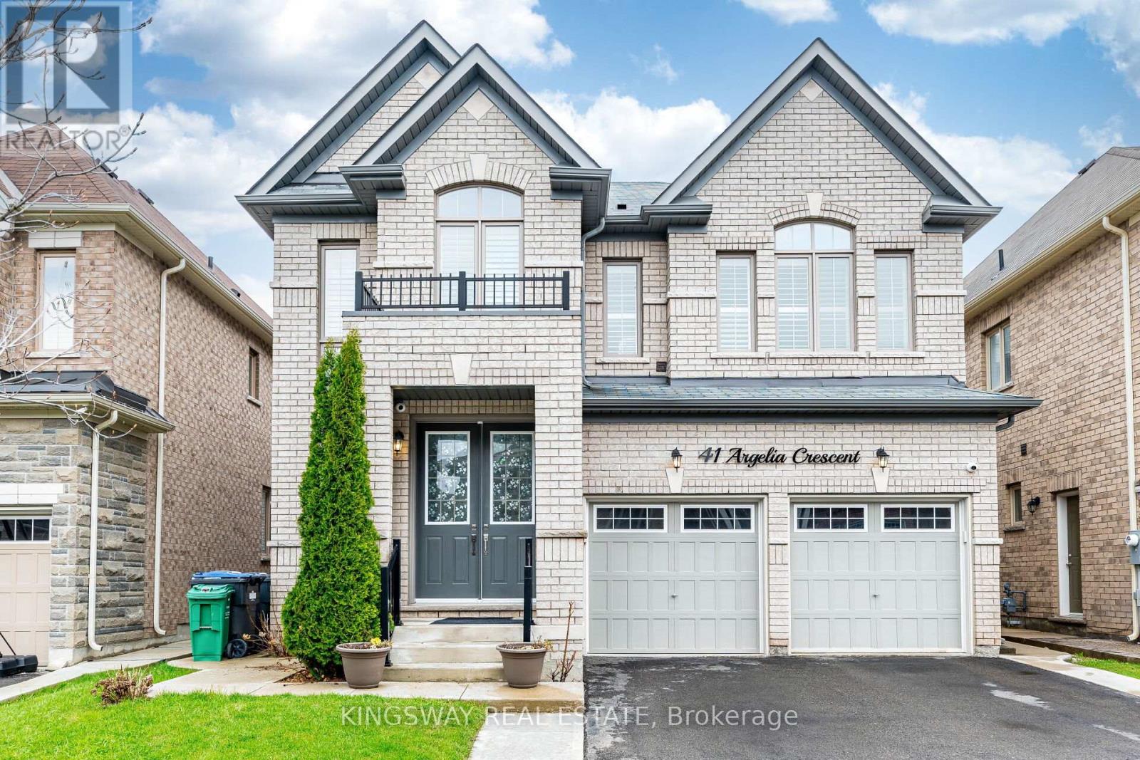 41 Argelia Crescent, Brampton, Ontario  L6X 5N5 - Photo 1 - W13050412