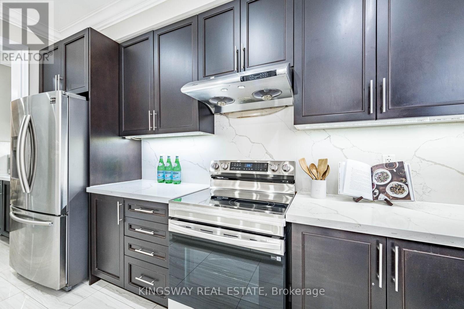 41 Argelia Crescent, Brampton, Ontario  L6X 5N5 - Photo 16 - W13050412