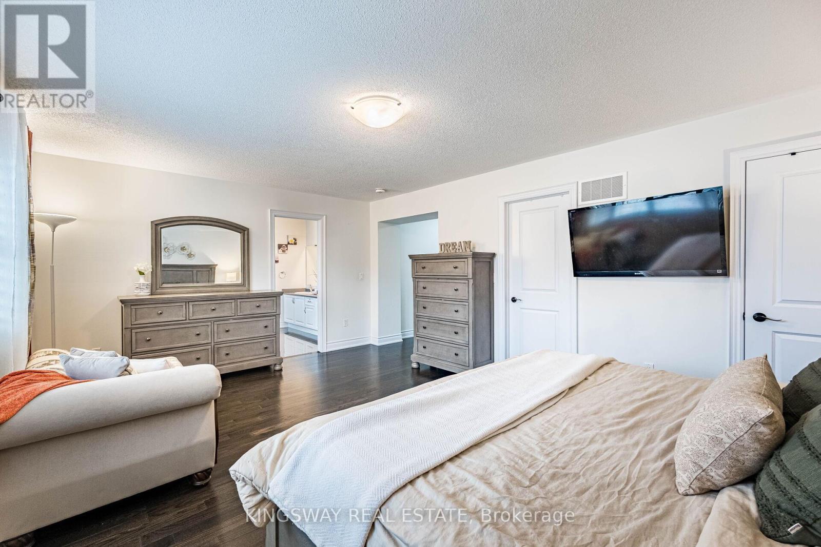 41 Argelia Crescent, Brampton, Ontario  L6X 5N5 - Photo 25 - W13050412