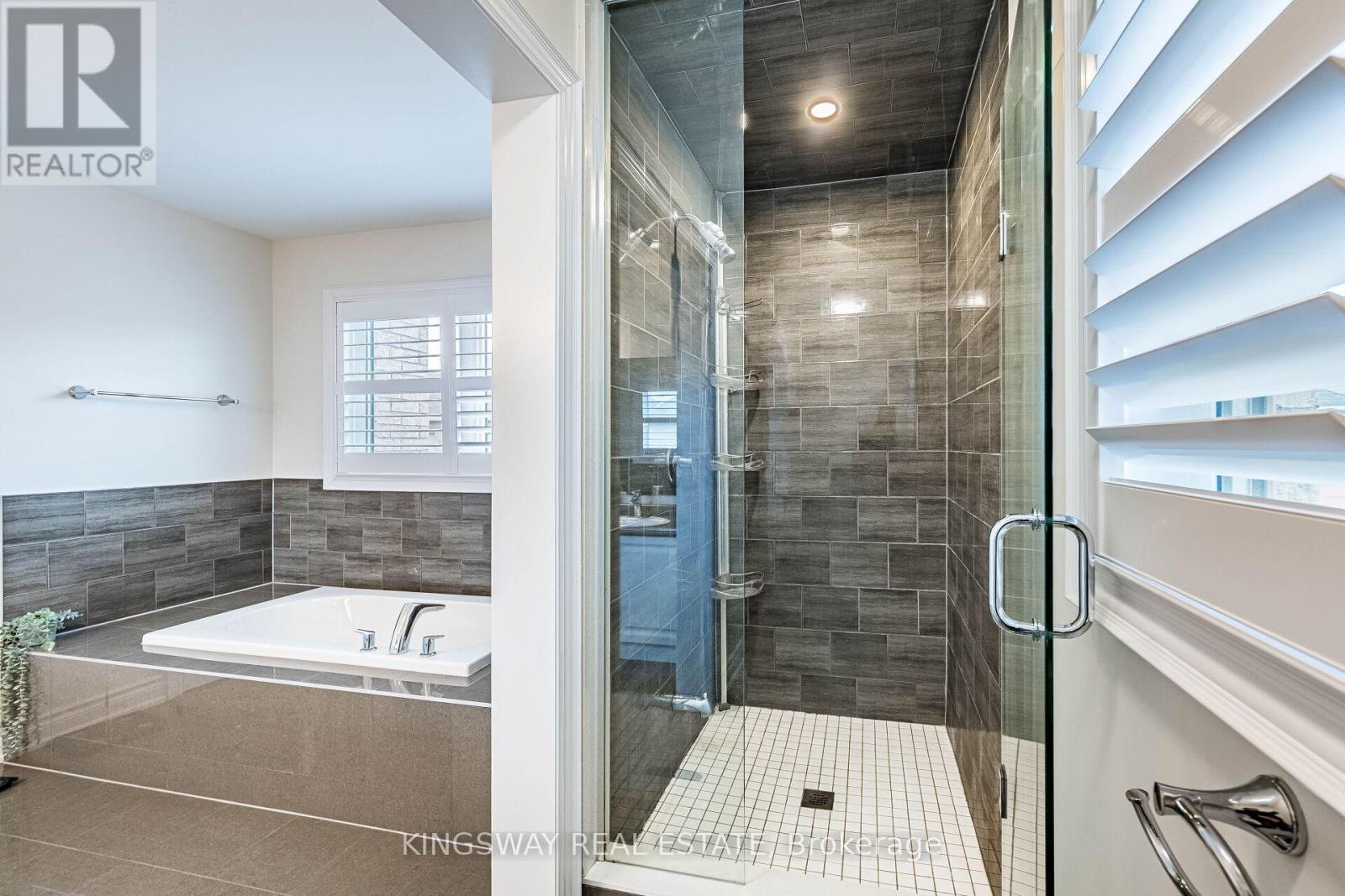 41 Argelia Crescent, Brampton, Ontario  L6X 5N5 - Photo 28 - W13050412