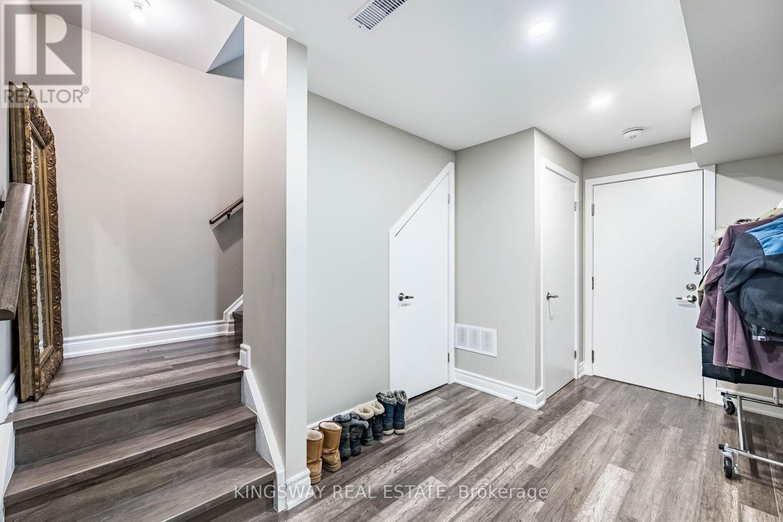 41 Argelia Crescent, Brampton, Ontario  L6X 5N5 - Photo 47 - W13050412