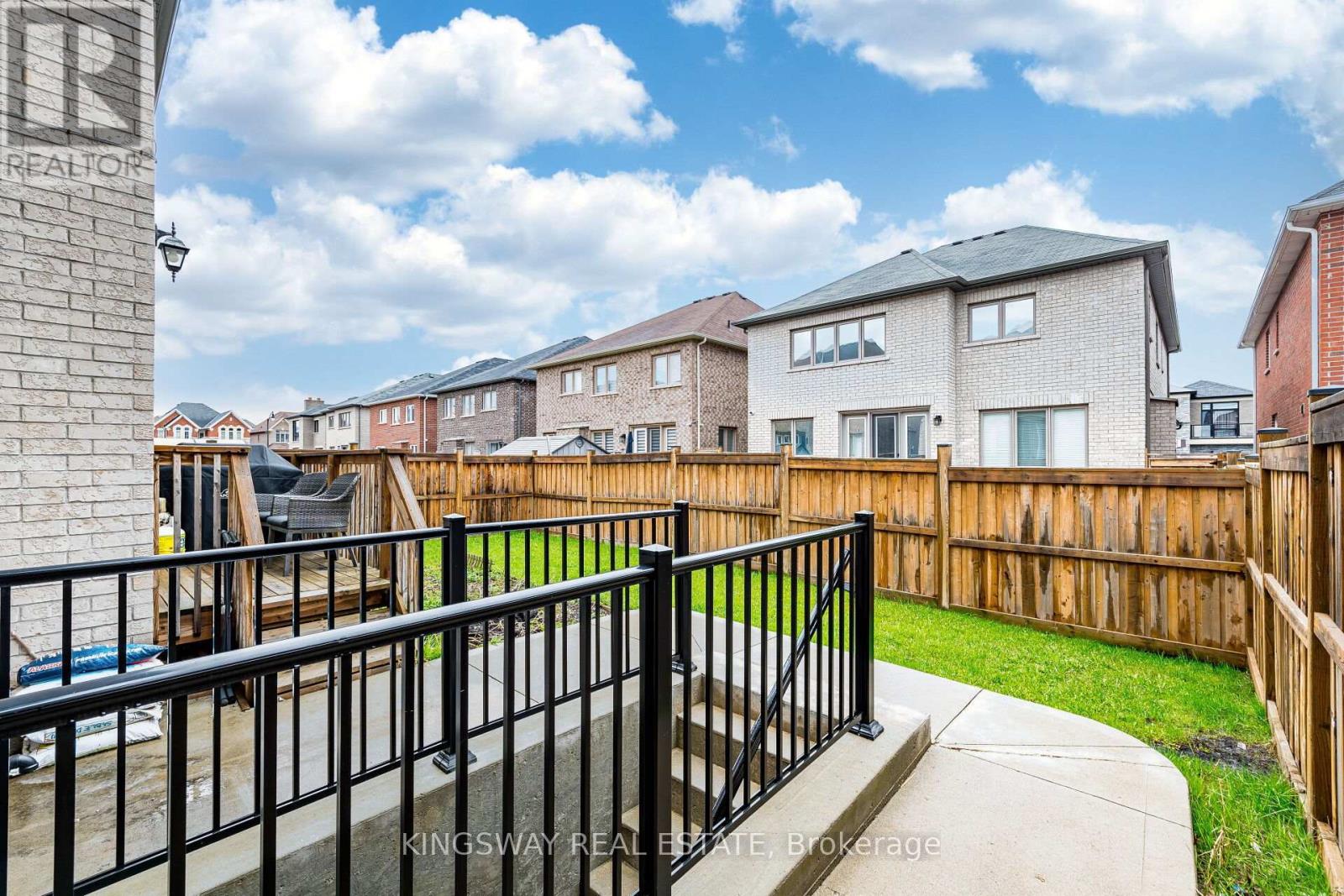 41 Argelia Crescent, Brampton, Ontario  L6X 5N5 - Photo 49 - W13050412