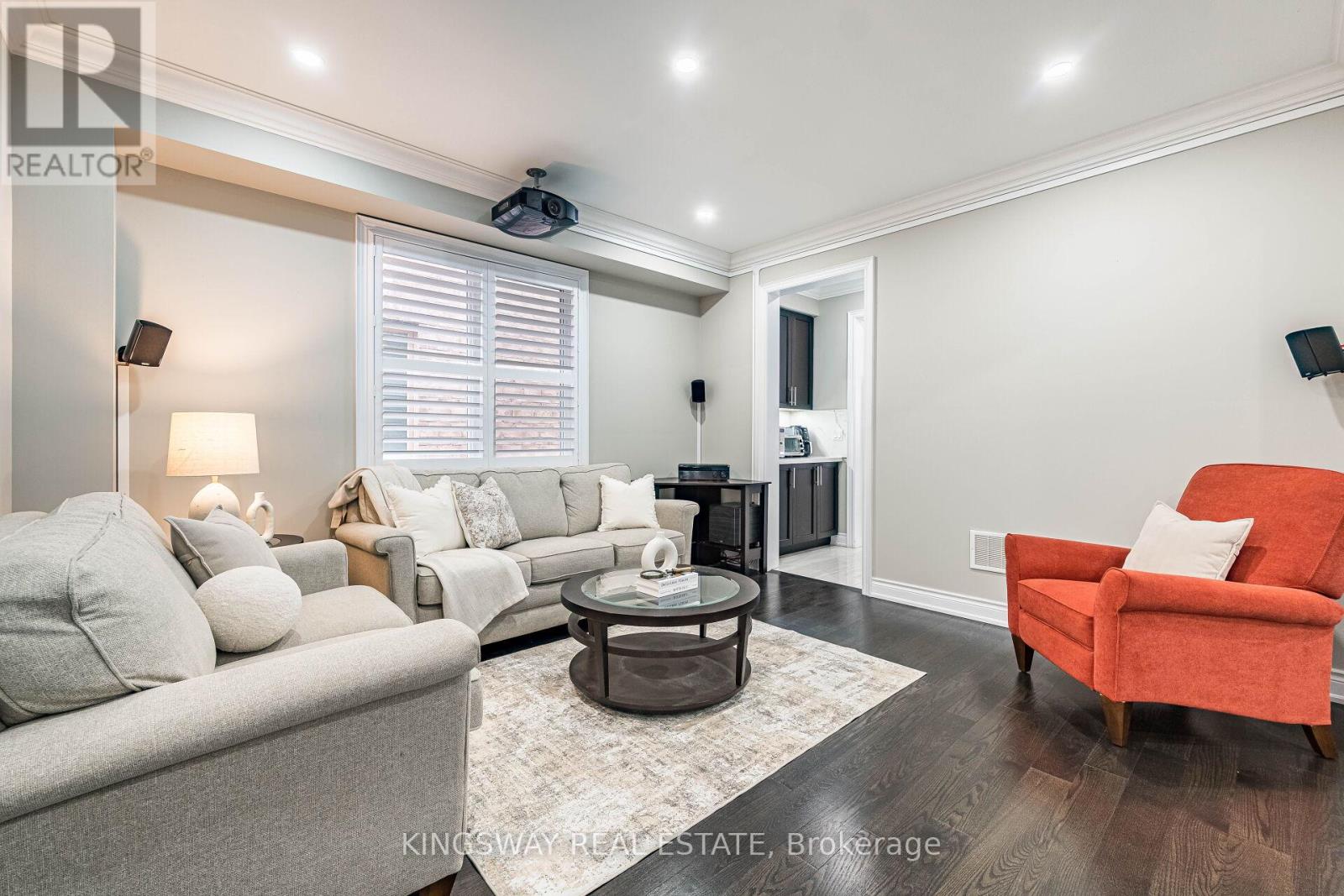 41 Argelia Crescent, Brampton, Ontario  L6X 5N5 - Photo 5 - W13050412