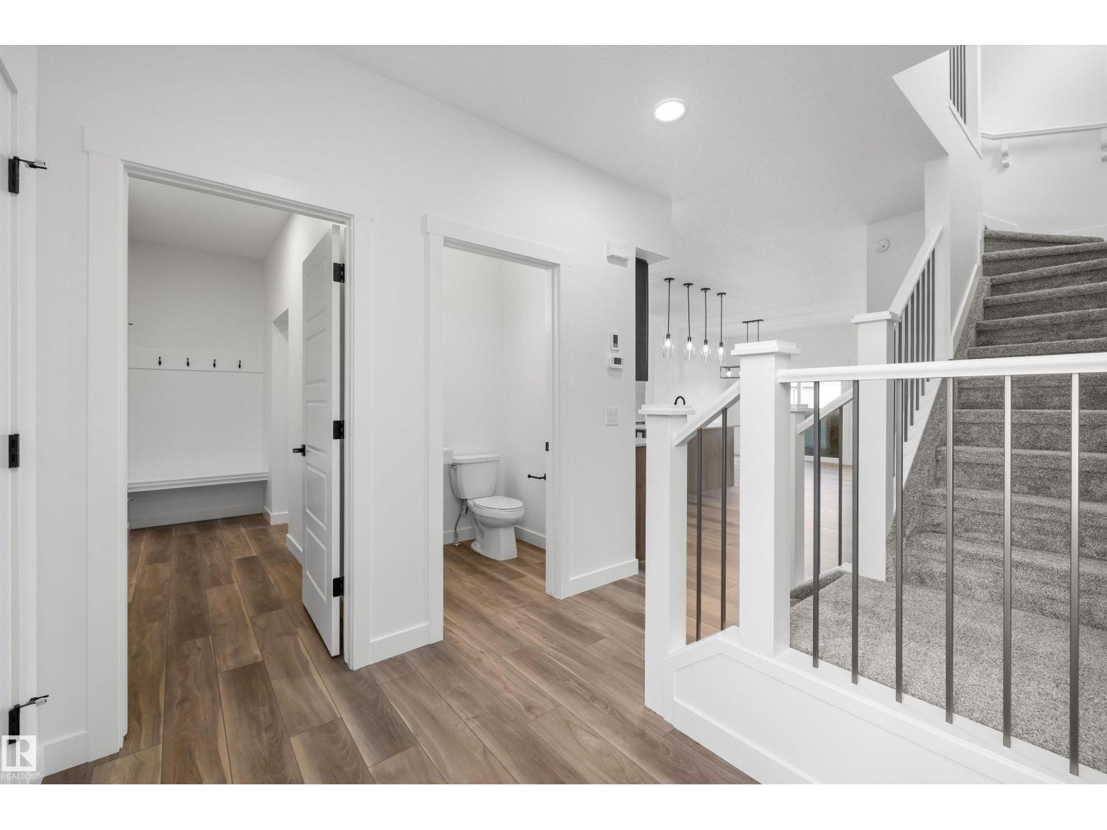 4039 207 St NW, Edmonton, Alberta  T6M 3G1 - Photo 4 - E4473796