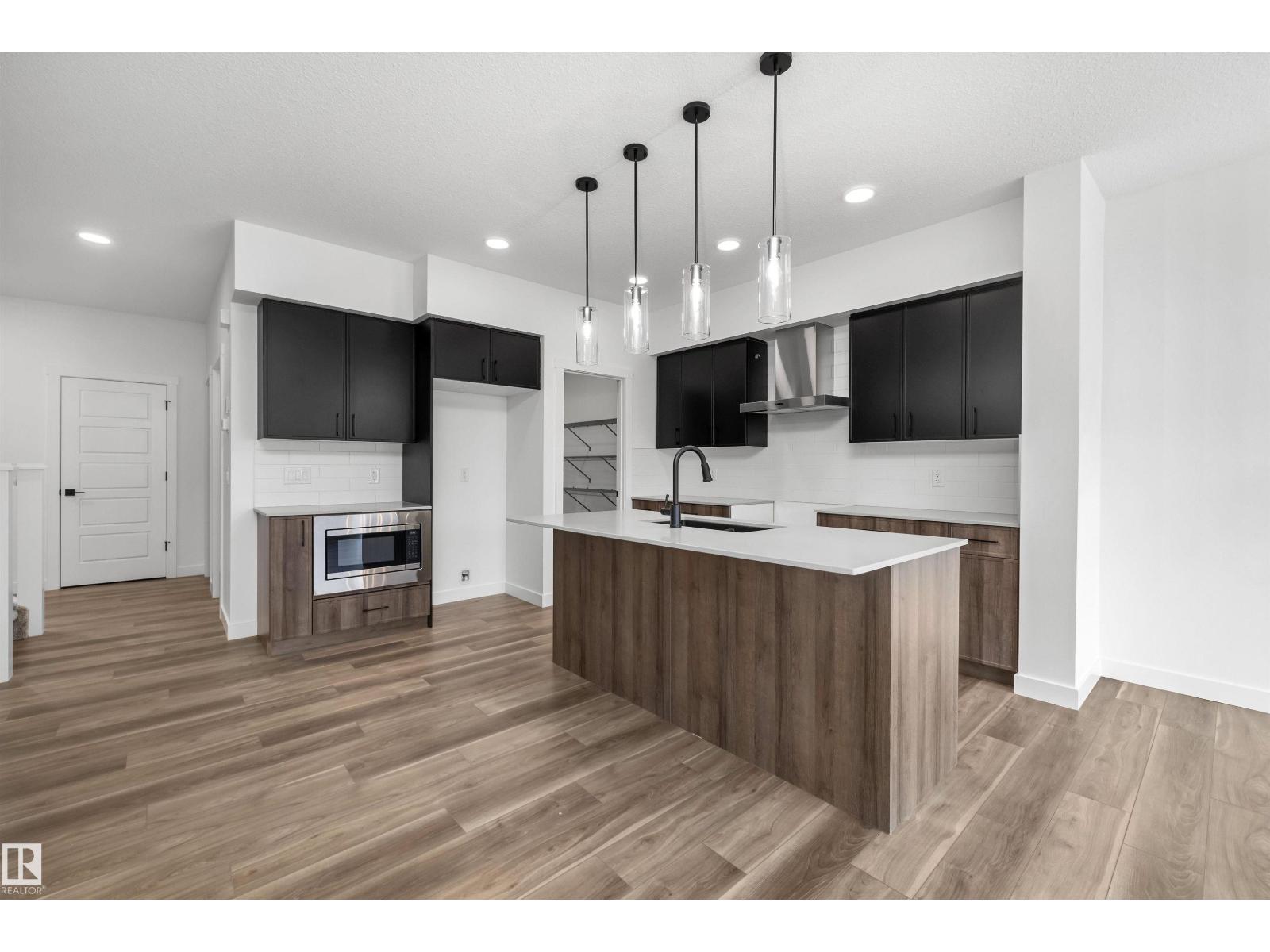 4039 207 St NW, Edmonton, Alberta  T6M 3G1 - Photo 10 - E4473796