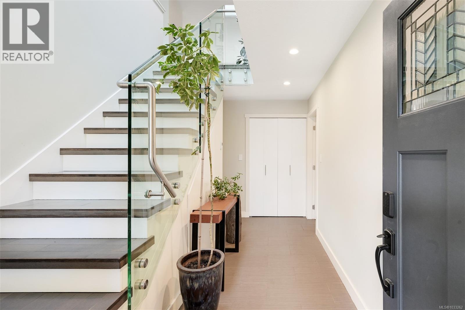 774 Destrube Pl, Saanich, British Columbia  V8Y 3B2 - Photo 11 - 1033262