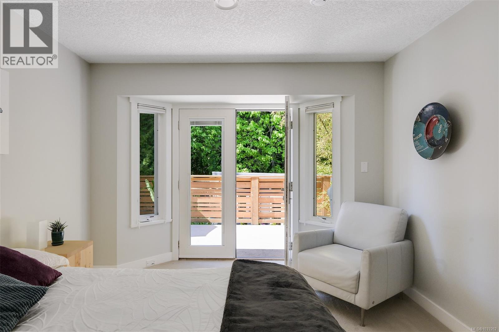 774 Destrube Pl, Saanich, British Columbia  V8Y 3B2 - Photo 21 - 1033262