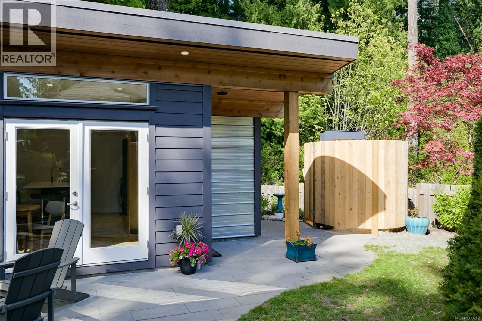 774 Destrube Pl, Saanich, British Columbia  V8Y 3B2 - Photo 39 - 1033262