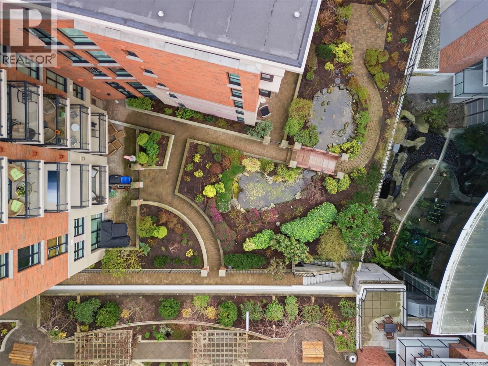 609 827 Fairfield Rd, Victoria, British Columbia  V8V 5B2 - Photo 44 - 1033642