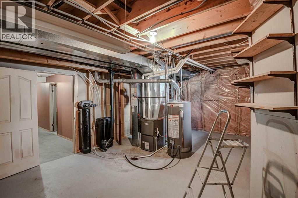 606 Diamond Court Se, Calgary, Alberta  T2J 7C8 - Photo 27 - A2298032