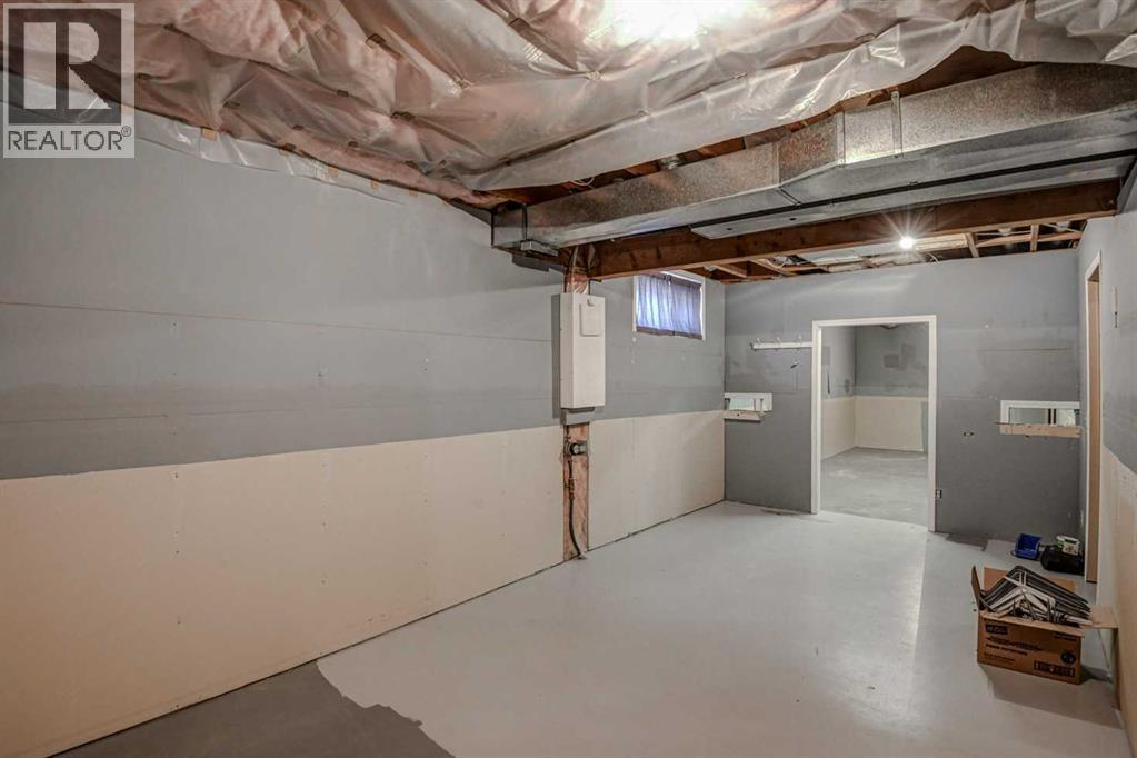 606 Diamond Court Se, Calgary, Alberta  T2J 7C8 - Photo 28 - A2298032