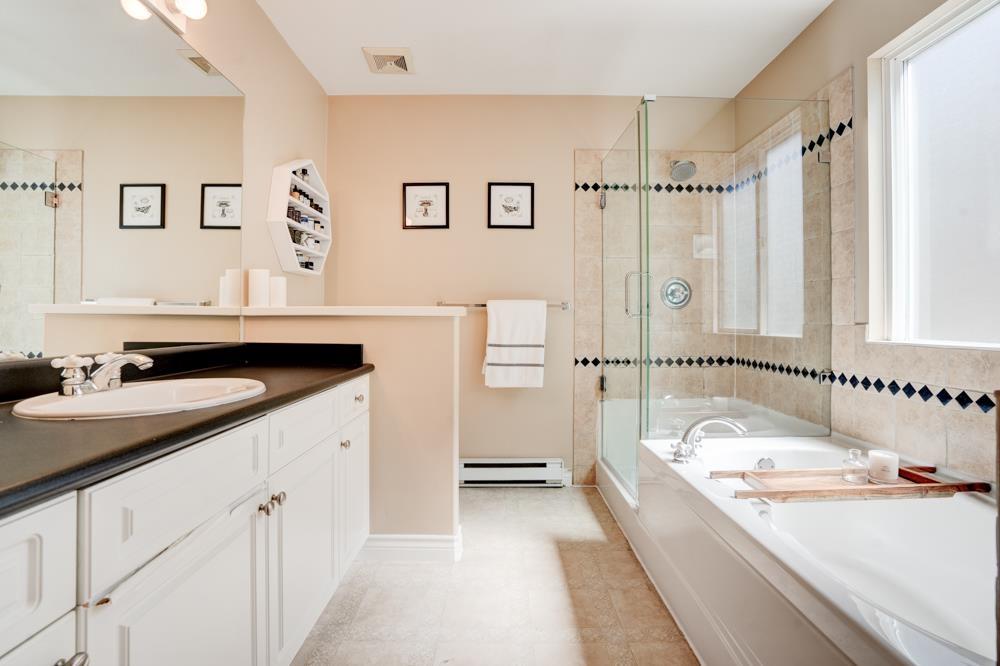 3331 Rosemary Heights Crescent, Surrey, British Columbia  V3Z 0K7 - Photo 22 - R3116386