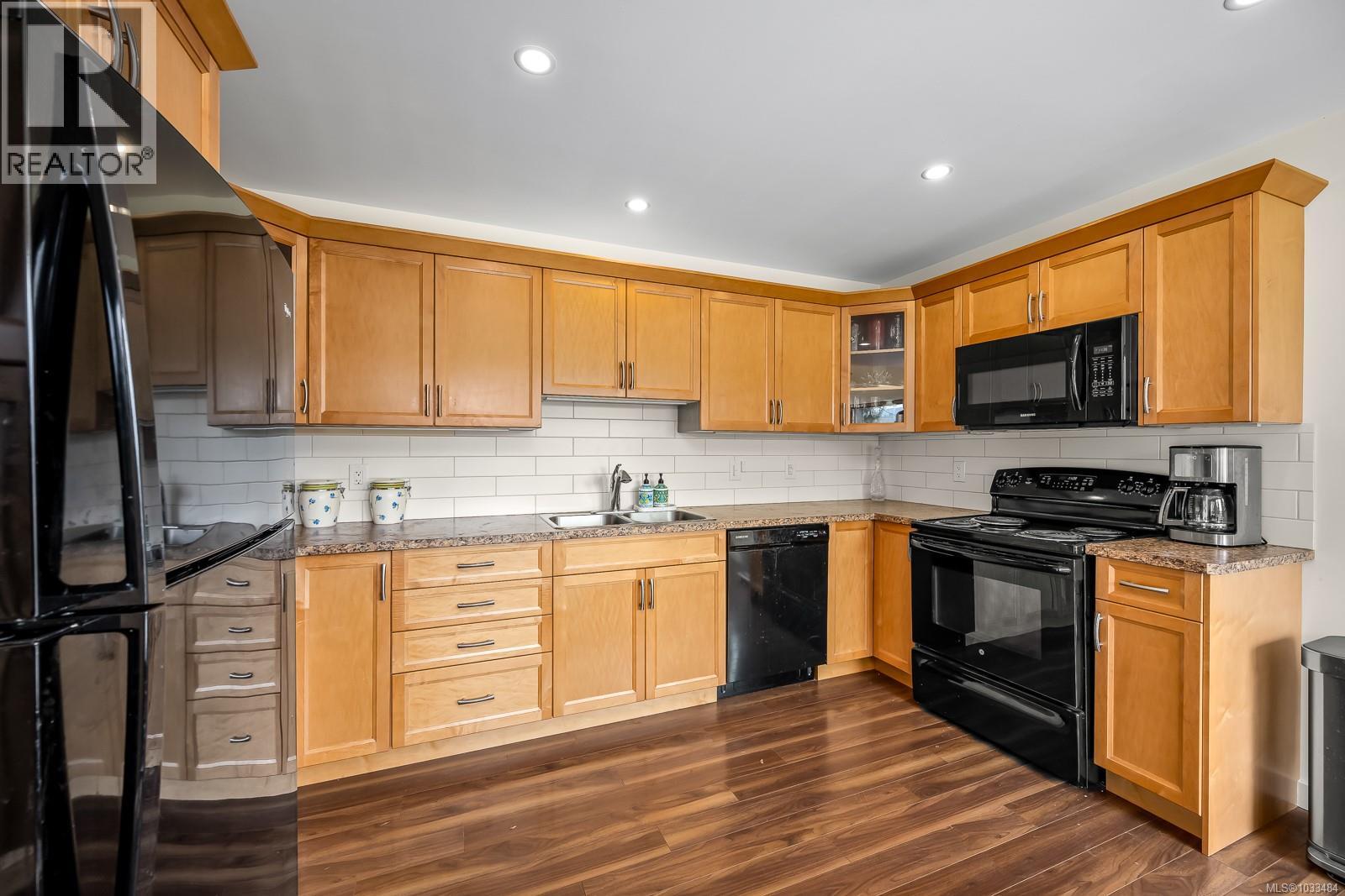 3389 Rhys Rd, Courtenay, British Columbia  V9N 0B7 - Photo 27 - 1033484