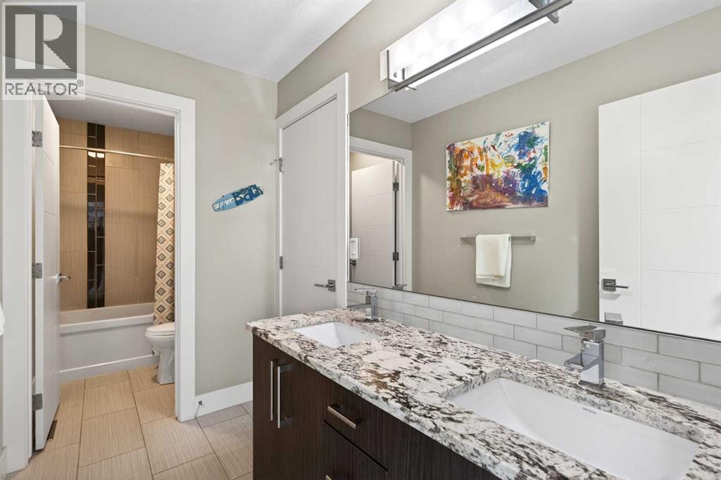 120 Baysprings Court SW, Airdrie, Alberta  T4B 3X7 - Photo 32 - A2304553