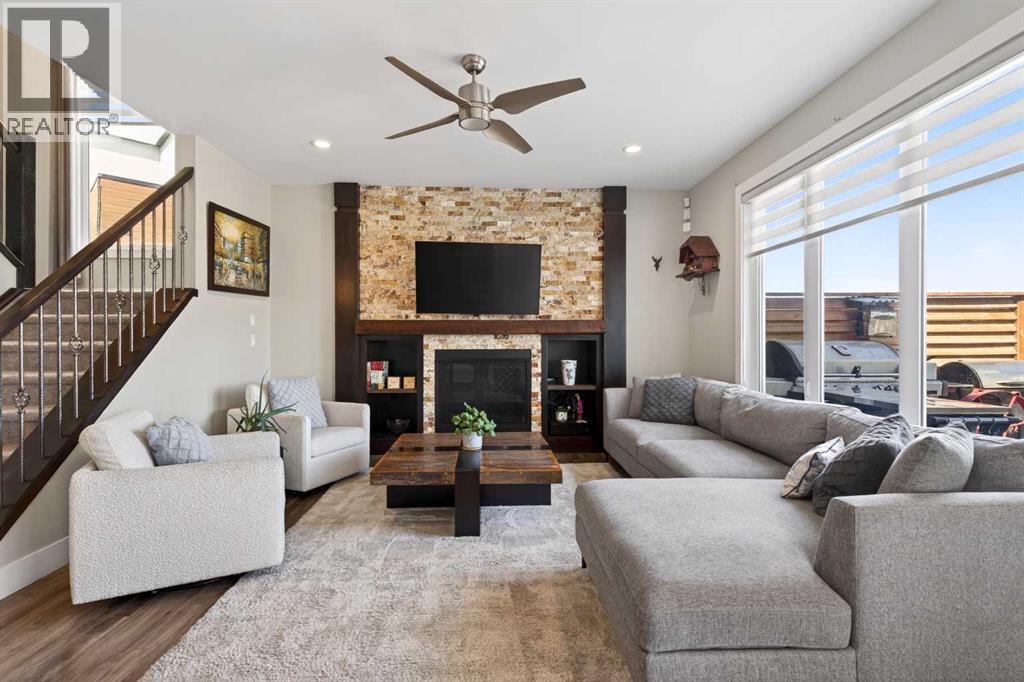 120 Baysprings Court SW, Airdrie, Alberta  T4B 3X7 - Photo 7 - A2304553