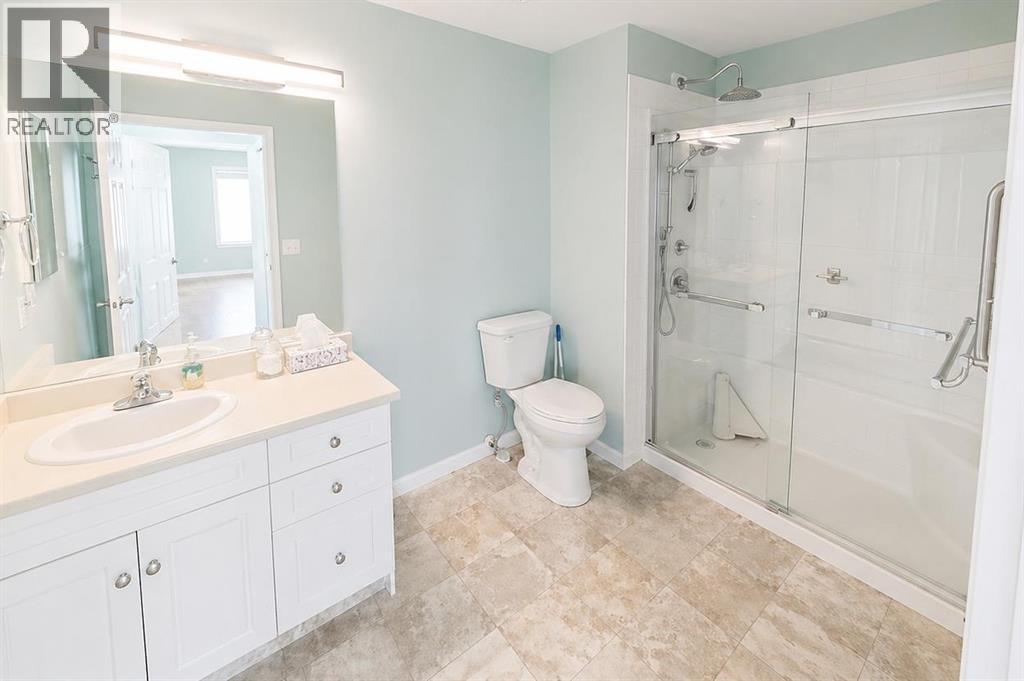 218 Centre Avenue W, Airdrie, Alberta  T4B 2M6 - Photo 15 - A2305162