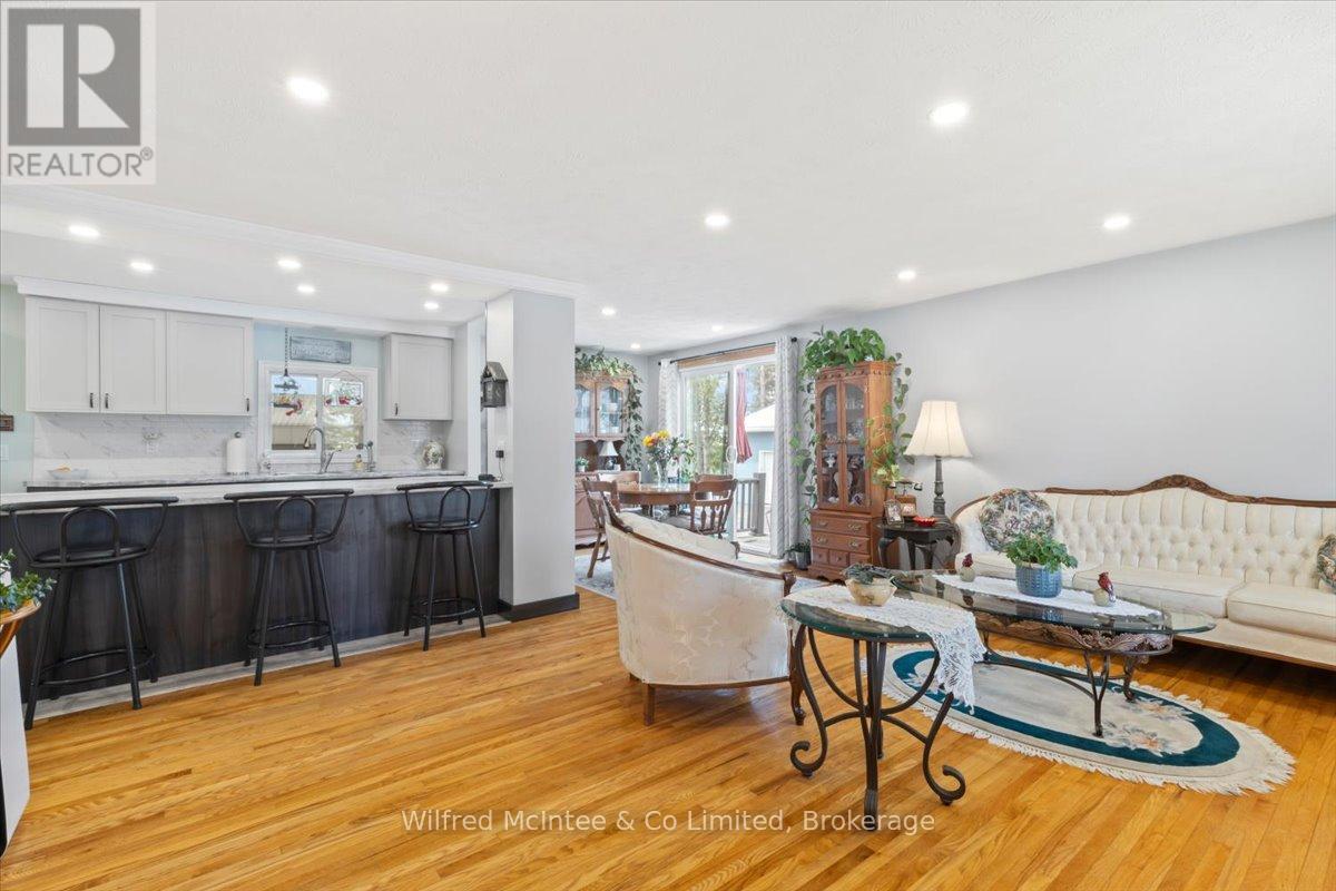 21571 Grey Road 16, Georgian Bluffs, Ontario  N0H 2N0 - Photo 12 - X13048592