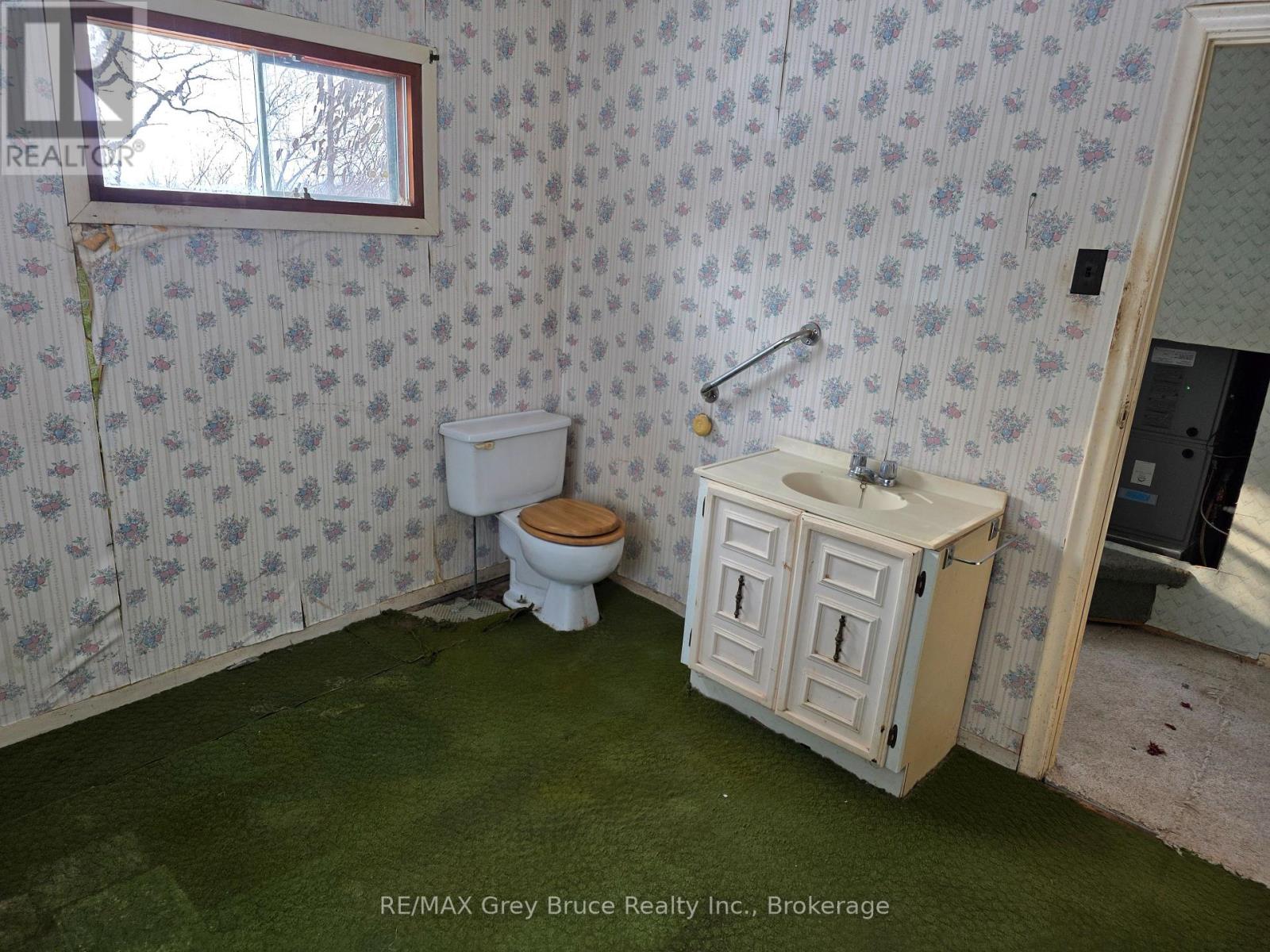 278828 Orchard Drive, Georgian Bluffs, Ontario  N4K 0G3 - Photo 12 - X12770720