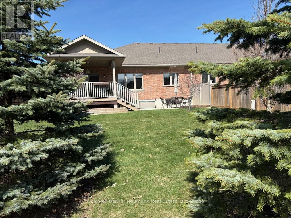 12 Brown Street S, Minto, Ontario  N0G 1M0 - Photo 49 - X12918044