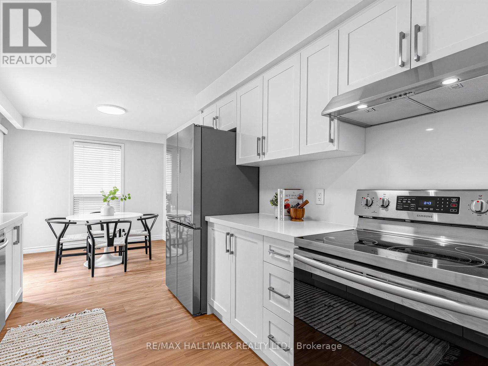 51 Lambeth Square, Toronto, Ontario  M1W 3B3 - Photo 11 - E13049812