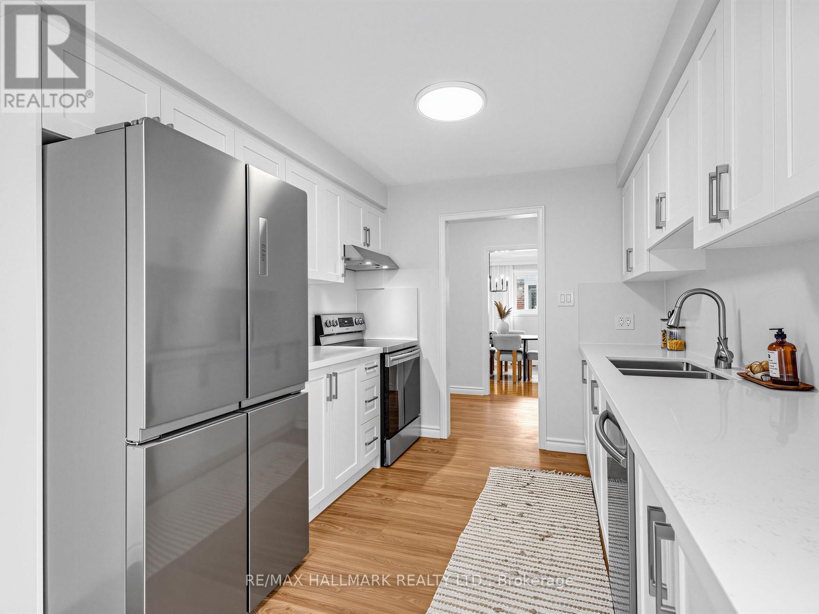 51 Lambeth Square, Toronto, Ontario  M1W 3B3 - Photo 10 - E13049812