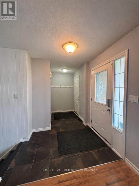 44 Geddes Street W, Minto, Ontario  N0G 1M0 - Photo 5 - X12752300