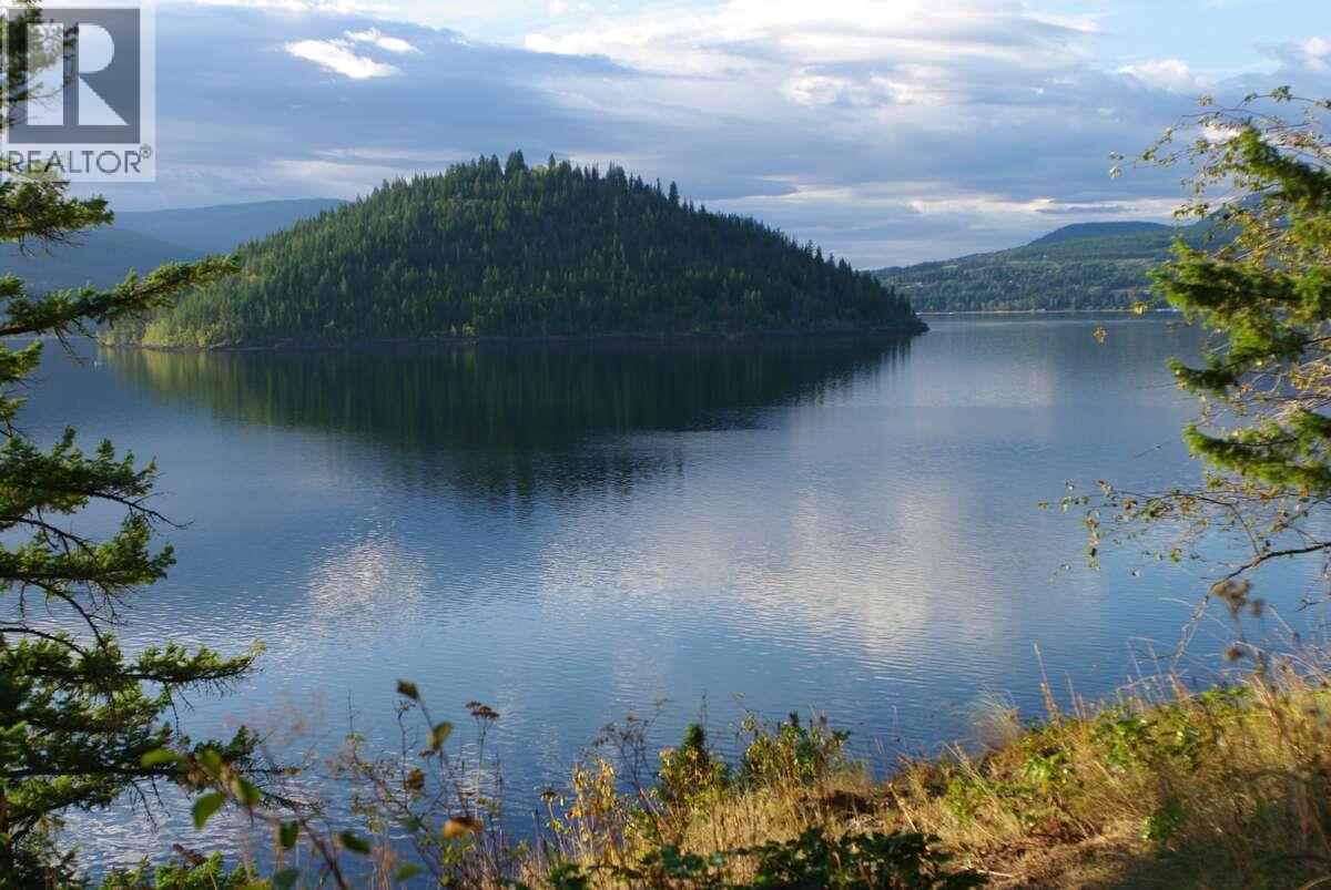 4370 Copper Cove Road, Scotch Creek, British Columbia