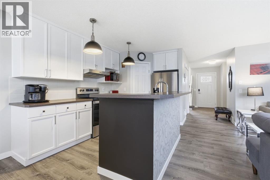 44 Cimarron Grove Way, Okotoks, Alberta  T1S 2L9 - Photo 8 - A2305641