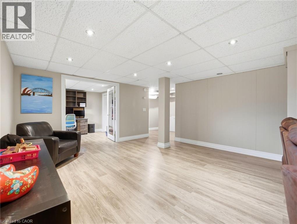 30 Carl Crescent, Waterdown, Ontario  L8B 0G5 - Photo 34 - 40824316