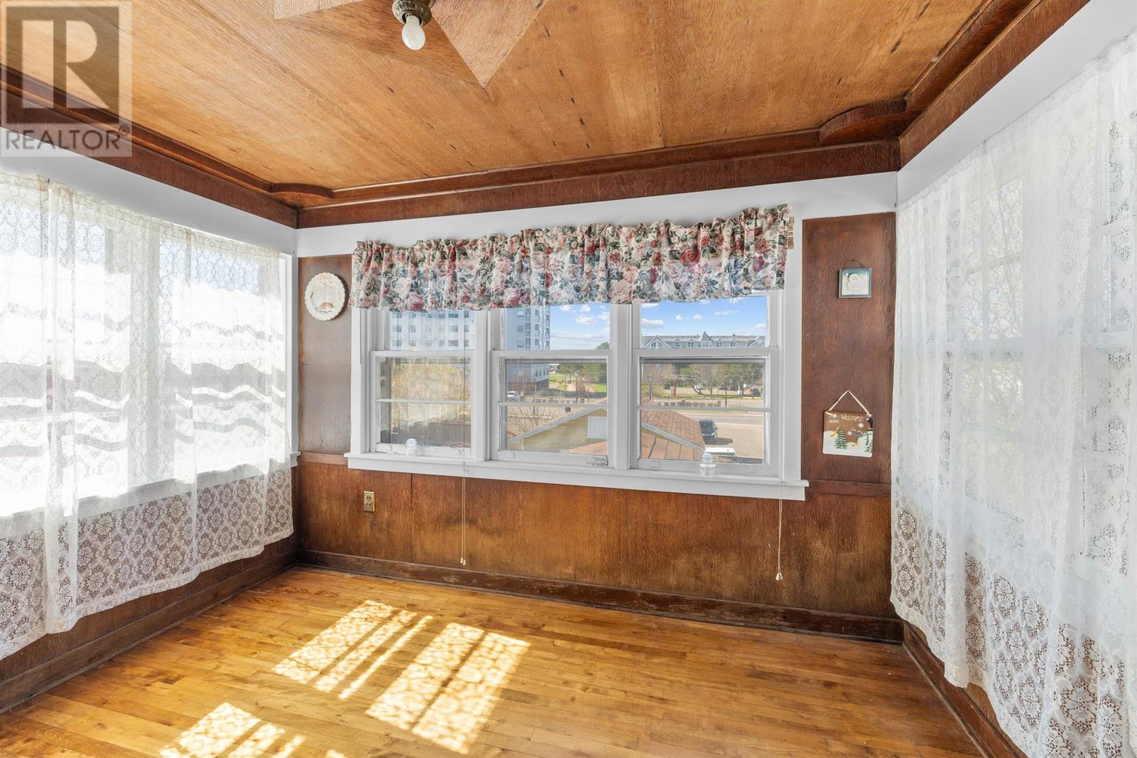 182 Hanover Street, Summerside, Prince Edward Island  C1E 1E6 - Photo 25 - 202608731