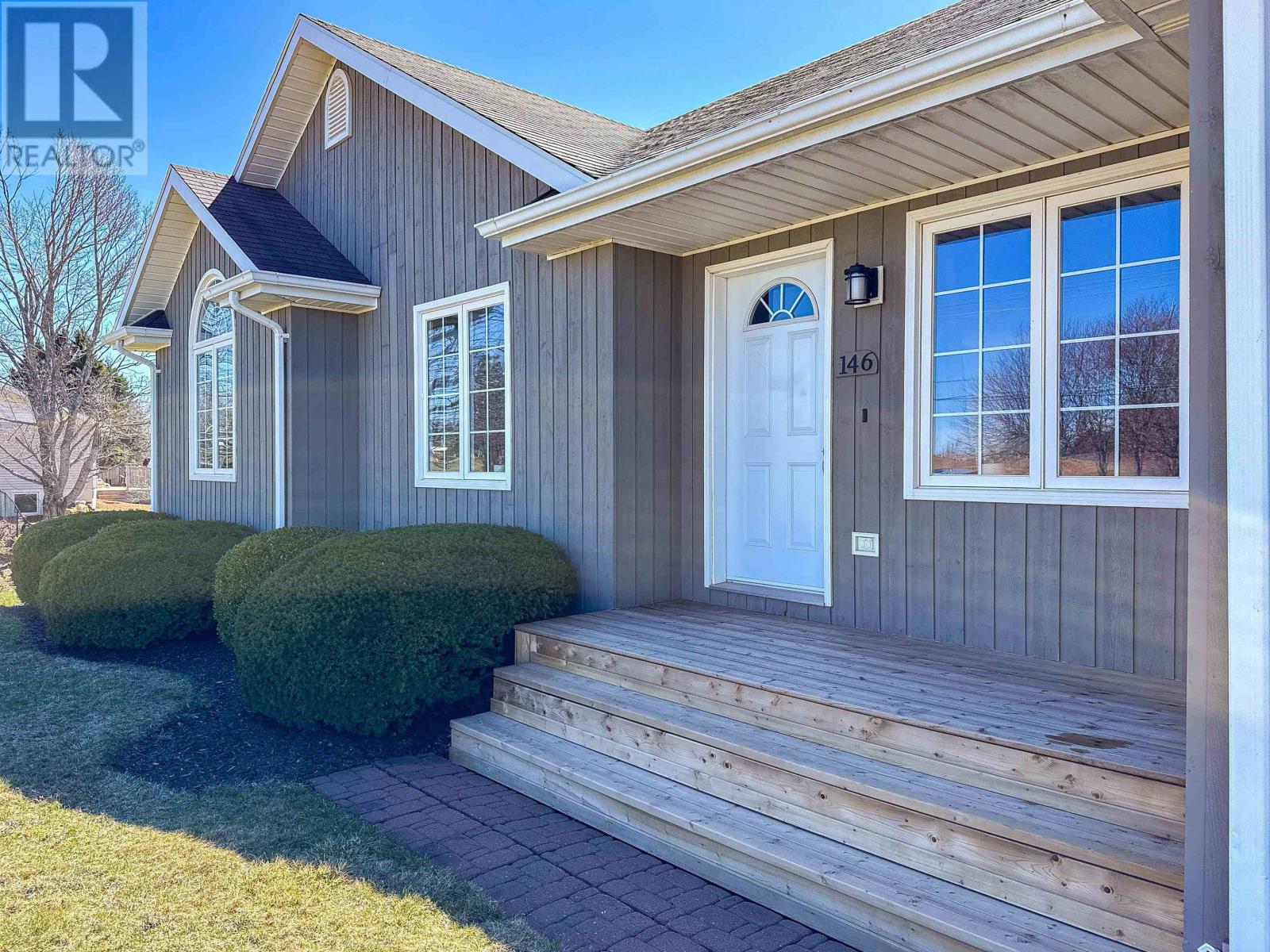 146 Mason Road, Stratford, Prince Edward Island  C1B 2G2 - Photo 2 - 202608734