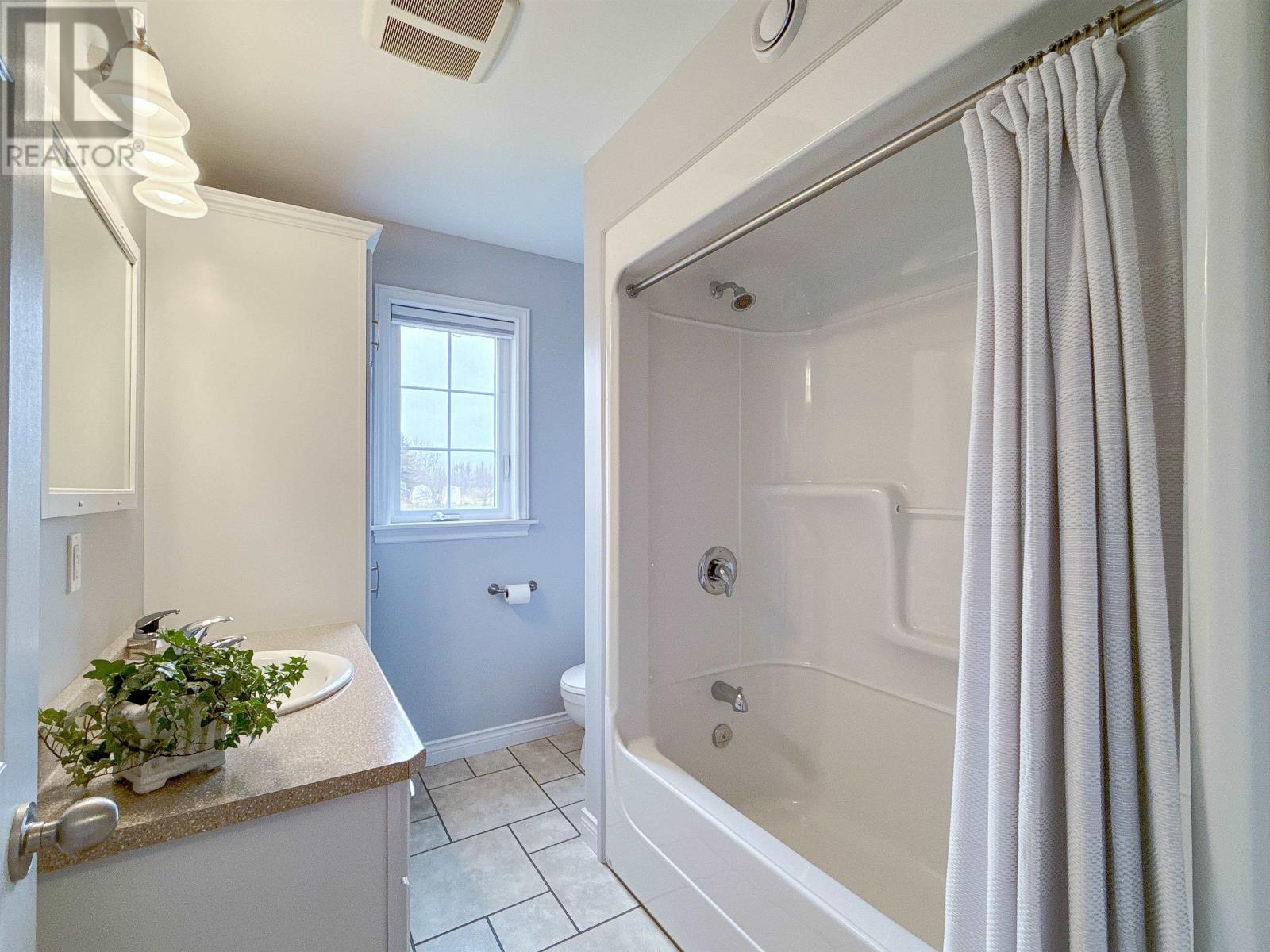 146 Mason Road, Stratford, Prince Edward Island  C1B 2G2 - Photo 8 - 202608734