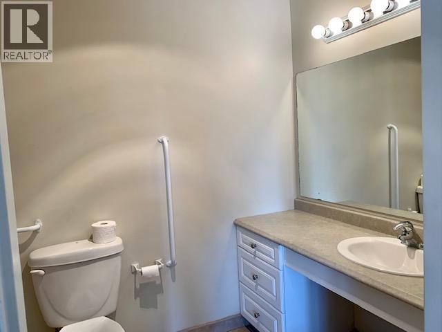 4807 S 50 Avenue, Fort Nelson, British Columbia  V0C 1R0 - Photo 14 - C8071133