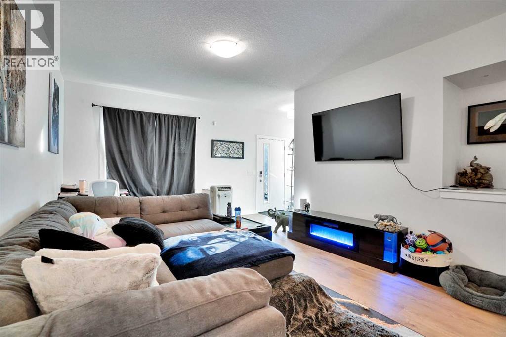 514 Wolf Willow Boulevard Se, Calgary, Alberta  T2X 5P7 - Photo 5 - A2281695