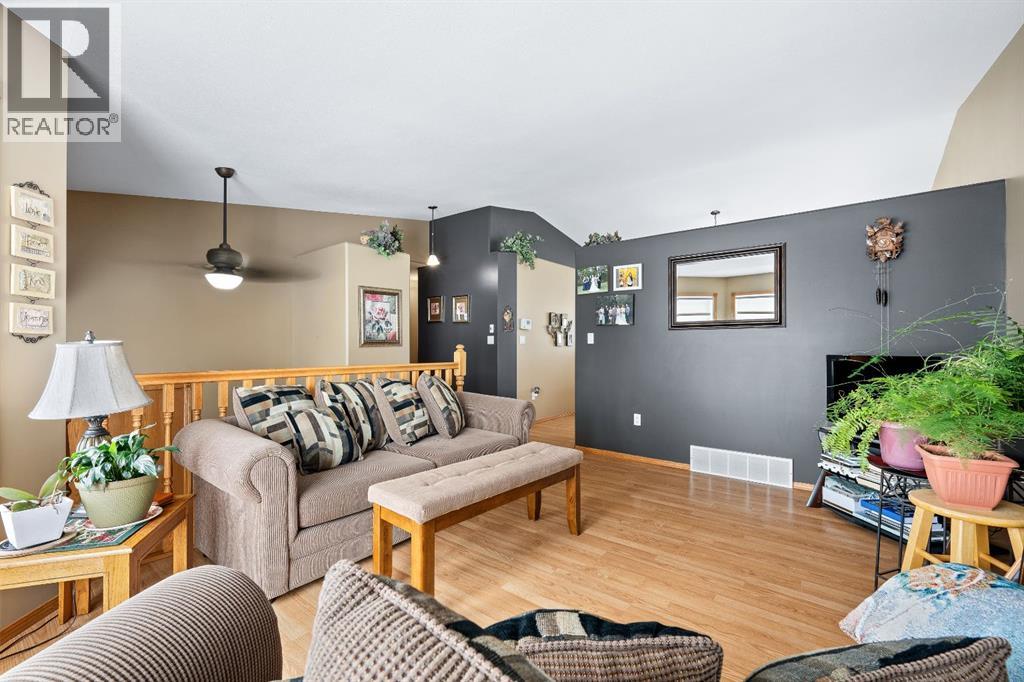 4002 63 Avenue, Lloydminster, Alberta  T9V 2X8 - Photo 12 - A2304651