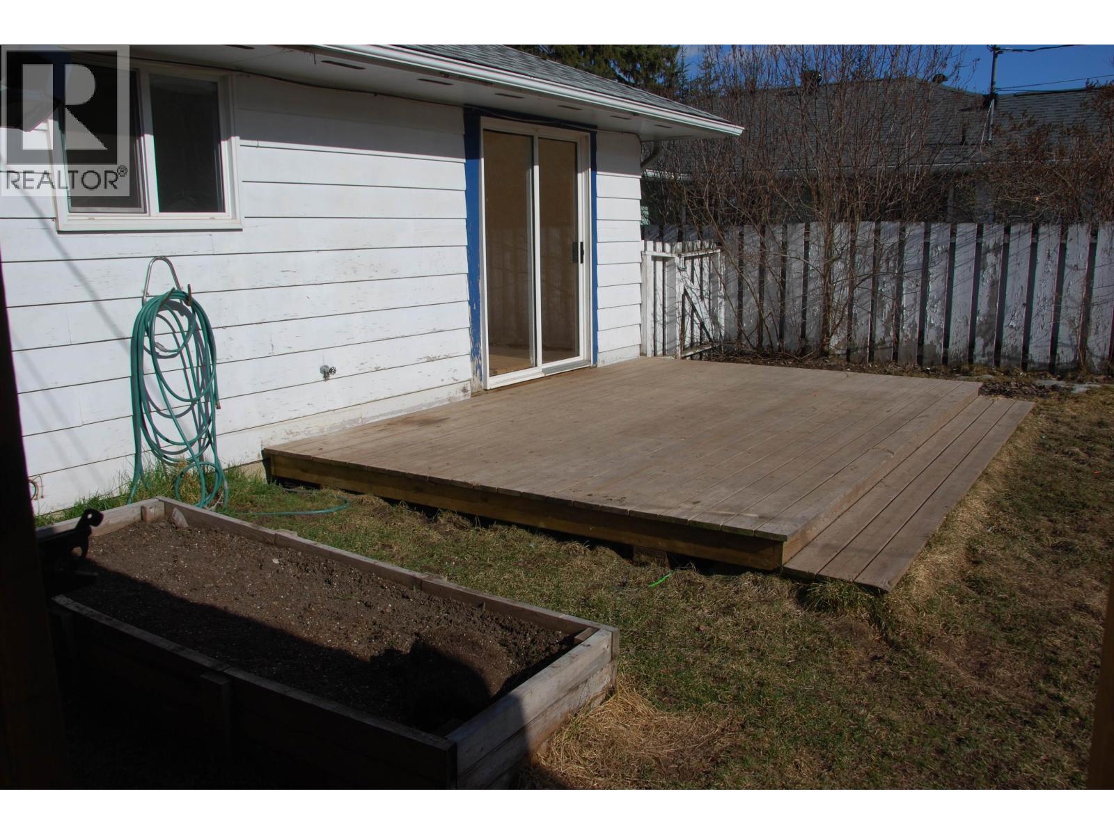 4145 Alfred Avenue, Smithers, British Columbia  V0J 2N0 - Photo 31 - R3093819