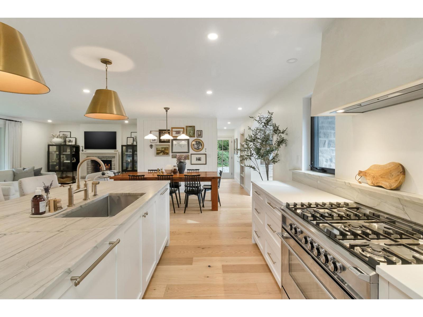 33496 Ihles Avenue, Mission, British Columbia  V2V 6Y1 - Photo 12 - C8078265