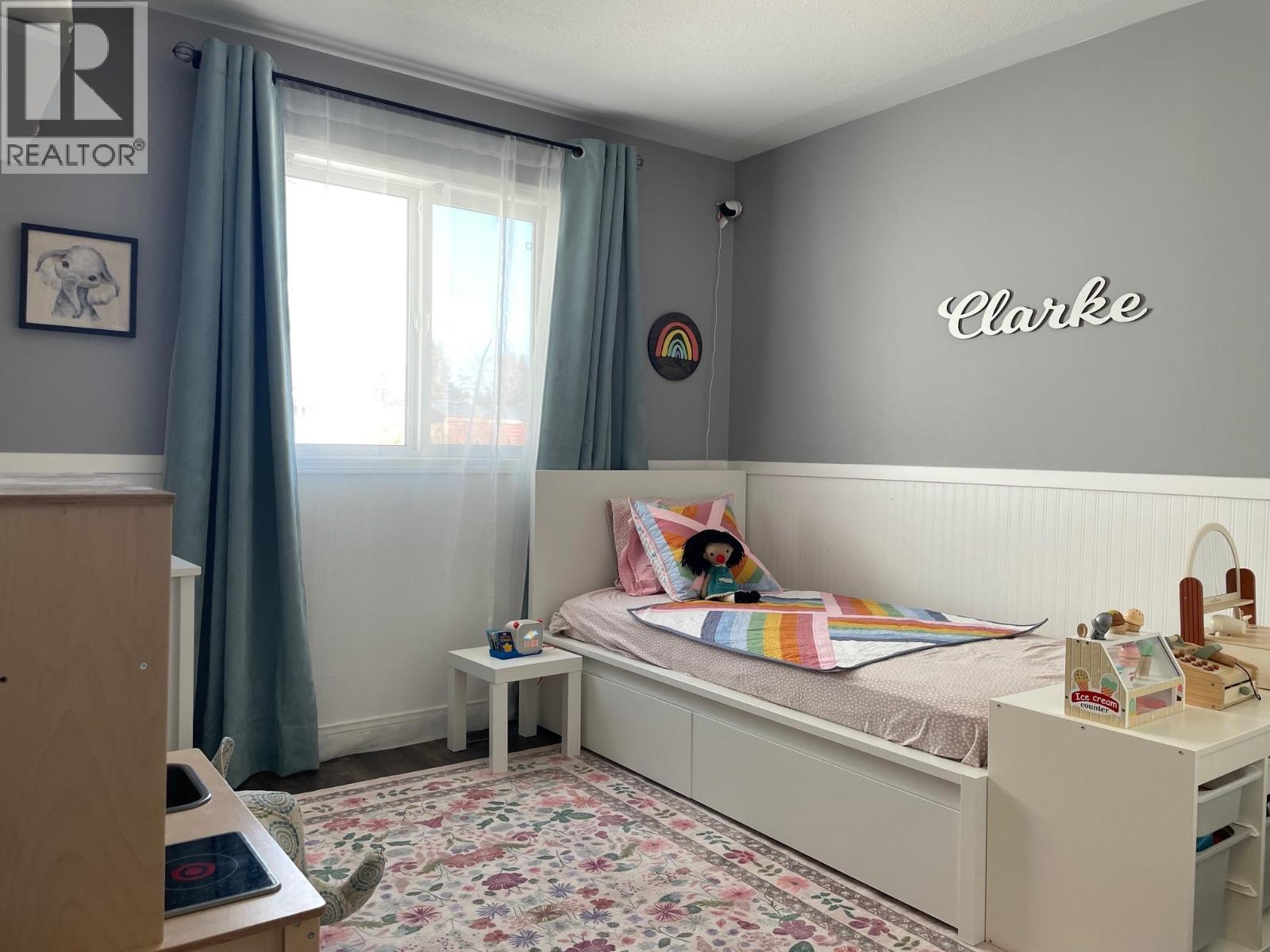 5212 Hallmark Crescent, Fort Nelson, British Columbia  V0C 1R0 - Photo 15 - R3116258